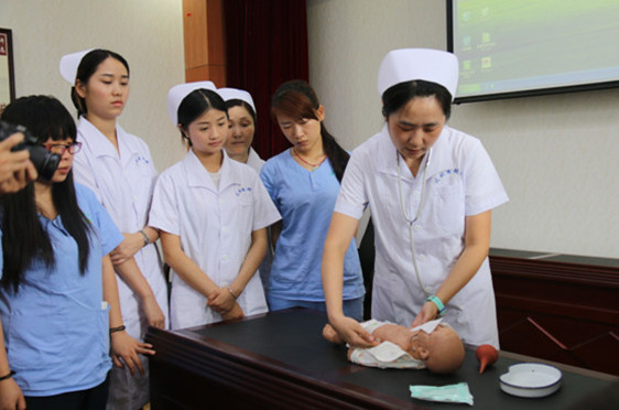 �ذ���̱��ͯ  Я��ͬ��