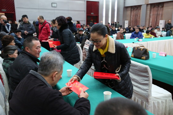 ��Ⱥ������ů�����ʽ������Ļ