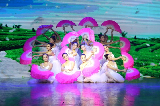 �Ĵ�ʡ�м��������ŵ��ϳ��п�չ����Ѳ�ݻ