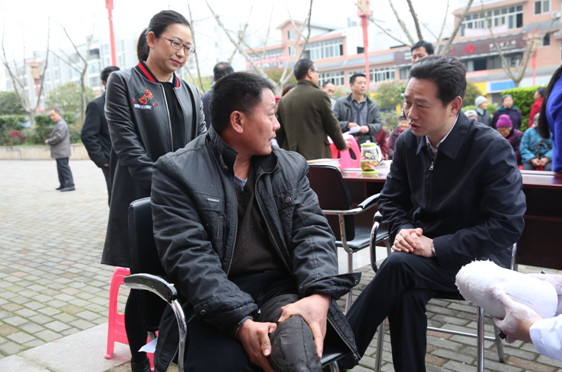 �в������³����ȫͬ־���Ӹ����ɸ���֫�м���