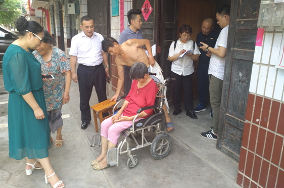 �в�����˳�����ֳ����顰����������