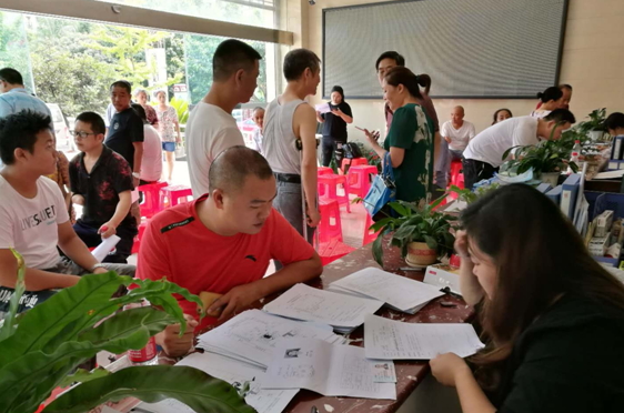 �ϳ��в�����չ��֫�����˽������ֳ�ȡ������