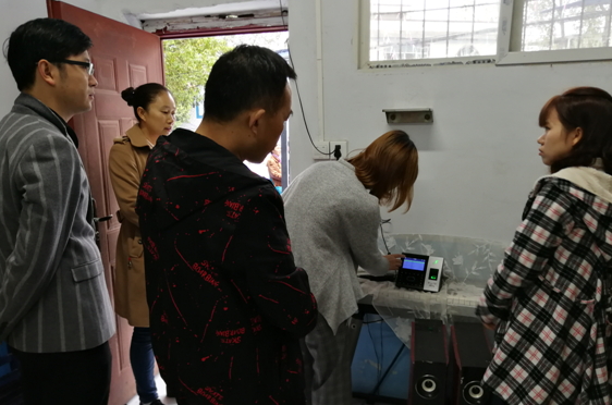 ˳������������м���ͯ��������