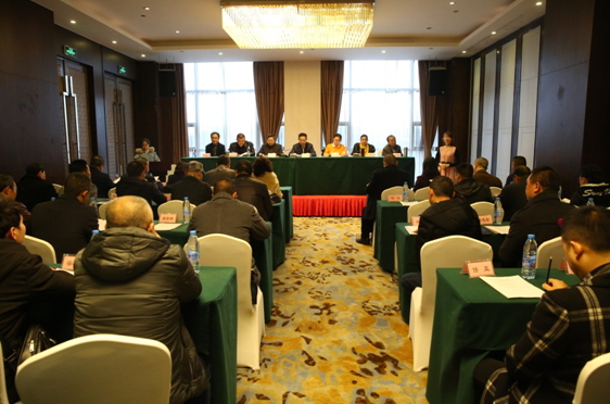 �ϳ��в����������ϯ�ŵ���λ���Բ���ٿ�