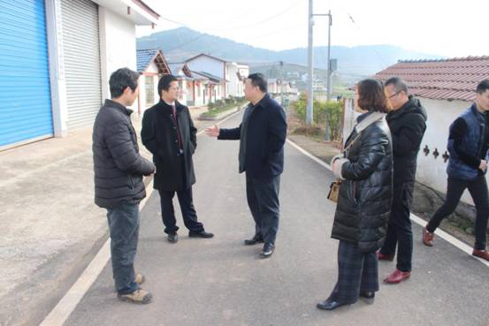 ��ز����쵼��������м��˹���