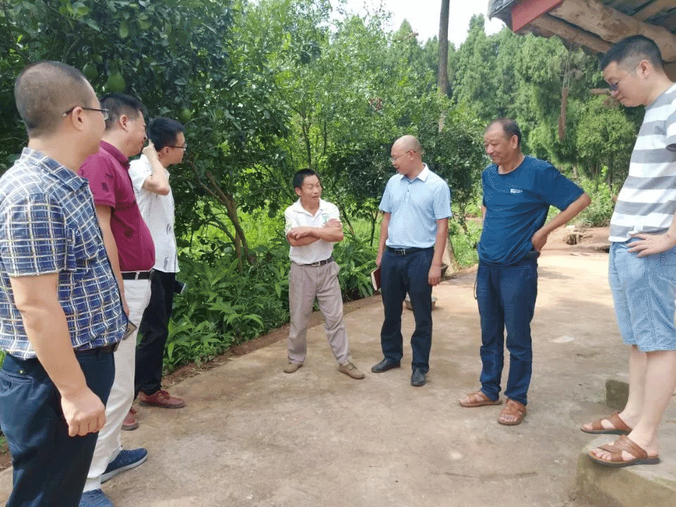 �в�����չ�м����ص㹤�����ж����