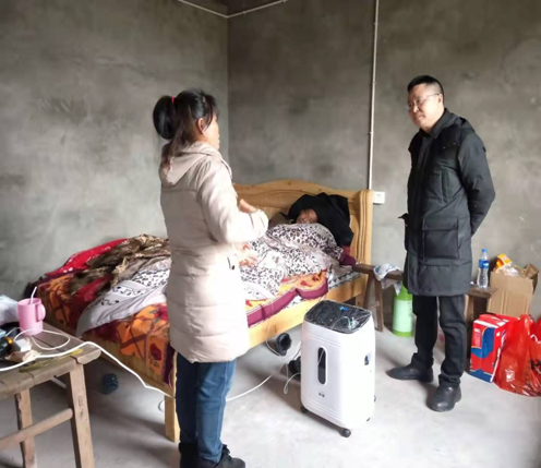 ��ƺ�������߷�ο��ƶ���м��˼�ͥ