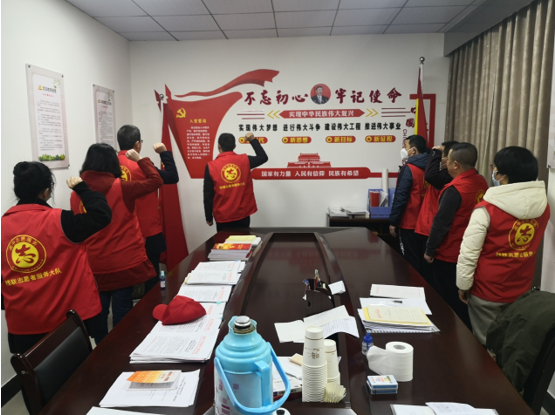 �����в�����չ�����߽���ʱ·��Ա���ȷ桱���⵳�ջ