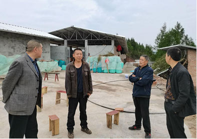 ��¤�ز���������Ա��������ָ���м��˴�ҵ����