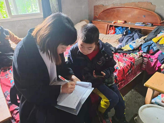 ������������չ�м���ο�ʻ