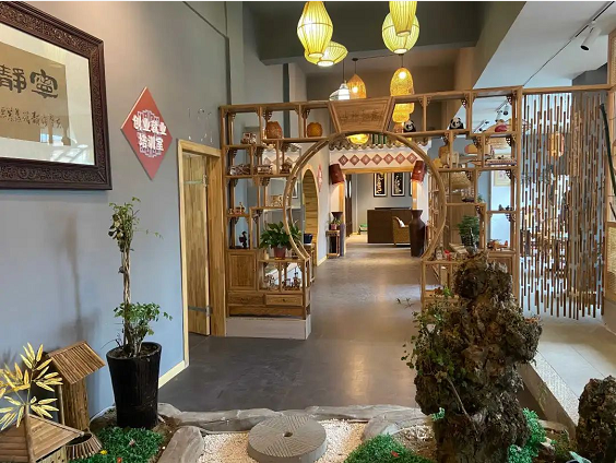 ��ƺ���м��˴�ҵ��ҵʾ������Ͷ��ʹ��