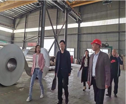 �ϲ��ز��������о�ҵ�ж��Ӳ�ͣЪ