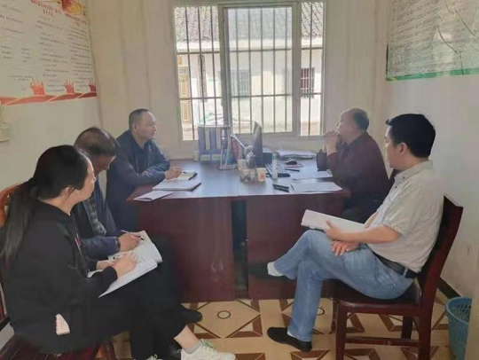 ����ΪȺ�ڰ�ʵ�¡�ϵ�л--�����ز���������忪չƶ���м����߷õ��й���