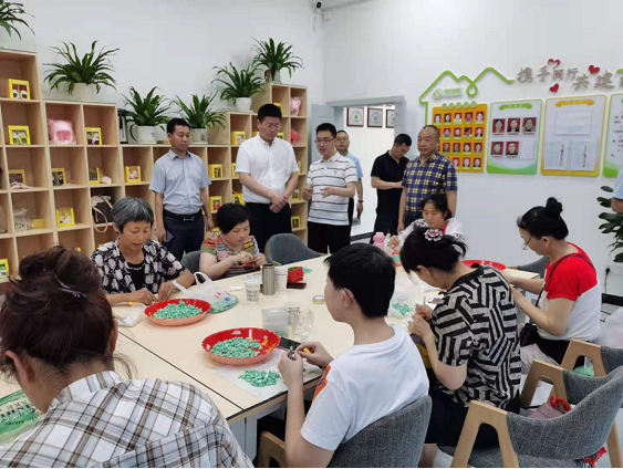 �����ֳ����������вм��˹������㴨������Ŀ