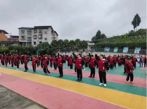 �ϲ����ؽ�У����������������У԰ �ؽ�ѧ������������