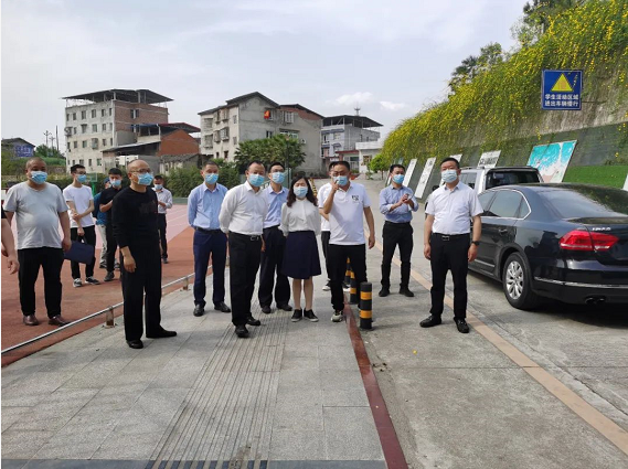 �ϲ���ί���������쵼�����ؽ�У���ж�����Э����Ŀ�������