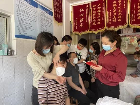 ��ä����������������ҵ·����Ӫɽ�ز����ٰ�ä�˰�Ħ����������ѵ��