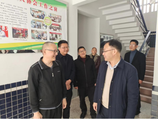 �´����¾� �����ٷ�չ������üɽ�в�����Ӫɽ���콻������