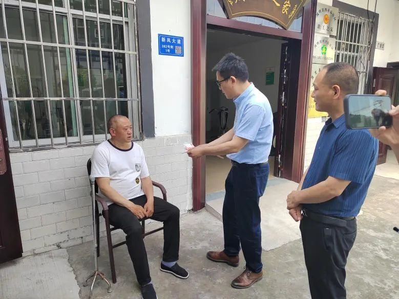 ʡ������������������Ա������һ�е������ص��вм��˻�����֯���蹤��