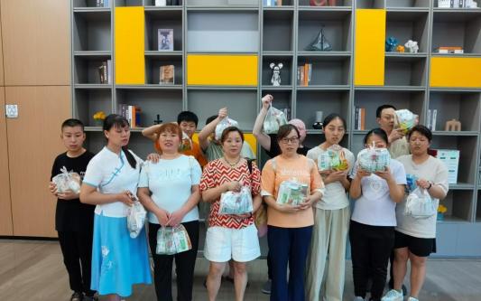 ů�ķ���Ϊ�м�ѧԱ������