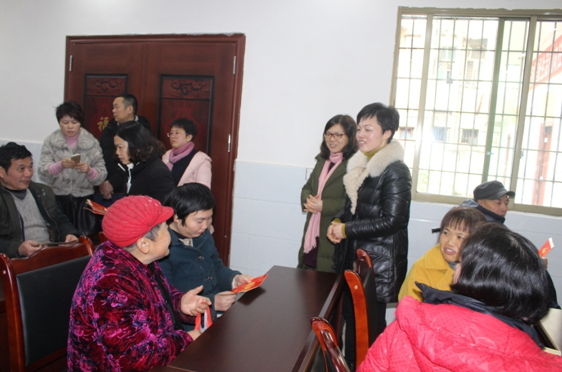 �в�������ؿ�չ��ů����л